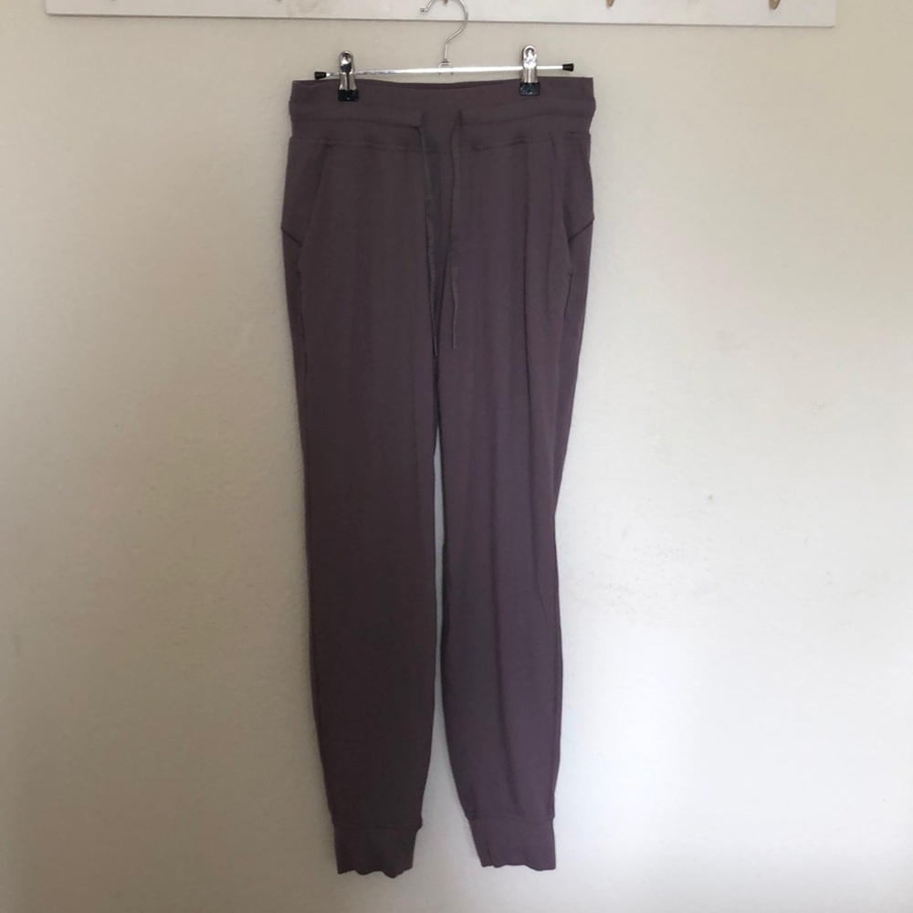 Lululemon Ready to Rulu Pant